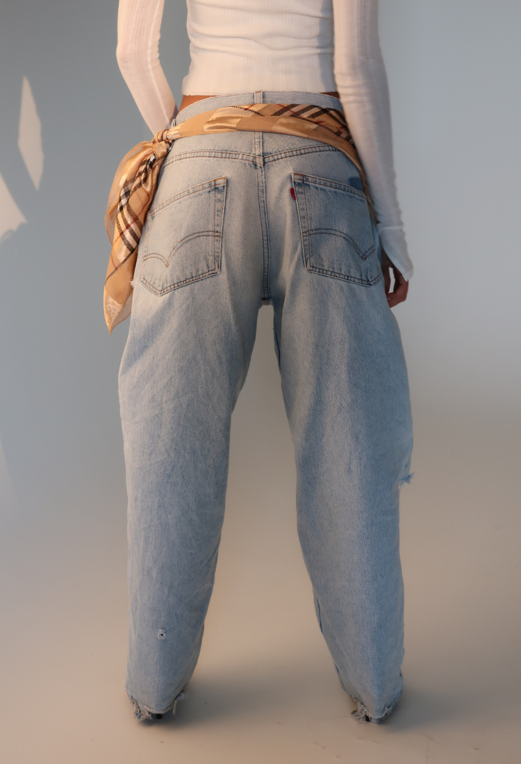 Vintage Levi’s 501 Staple & Hue